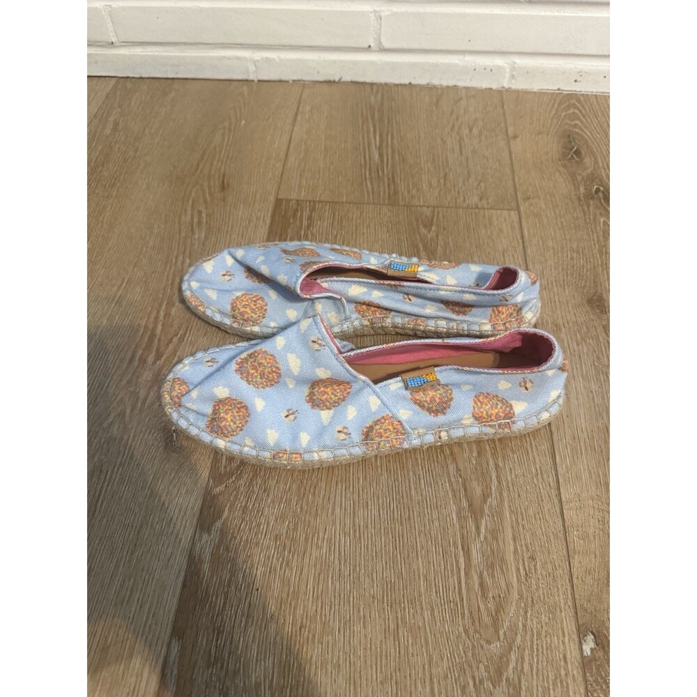 Ubuntu x Pixar Womens Blue Up! Slip On Shoes Size 9W Disney